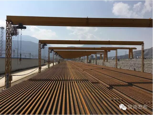 蘭渝鐵路最新進展！除胡麻嶺隧道外已全線鋪通