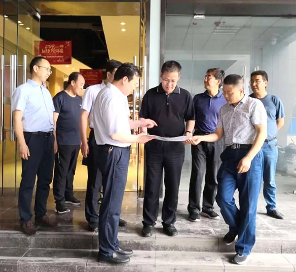 隴南市委常委、組織部部長楊郃調(diào)研指導(dǎo)市龍江城鄉(xiāng)發(fā)展集團公司黨建工作