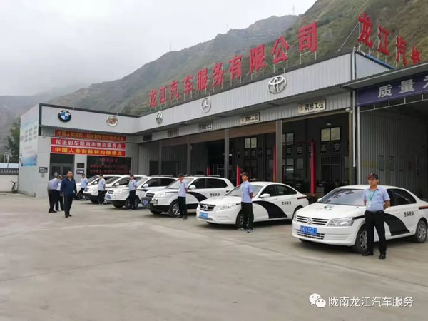 金錘鈑金，銀槍噴漆！龍江汽修值得信賴！
